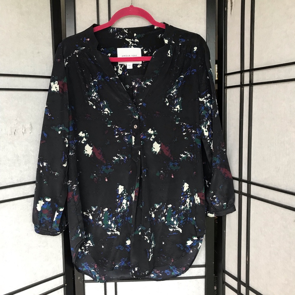 Amour Vert Silk Tunic Blouse SzS